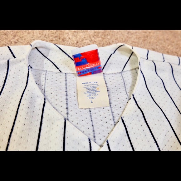 Authentic Majestic Merch Yankees Shirt - Picture 7 of 8